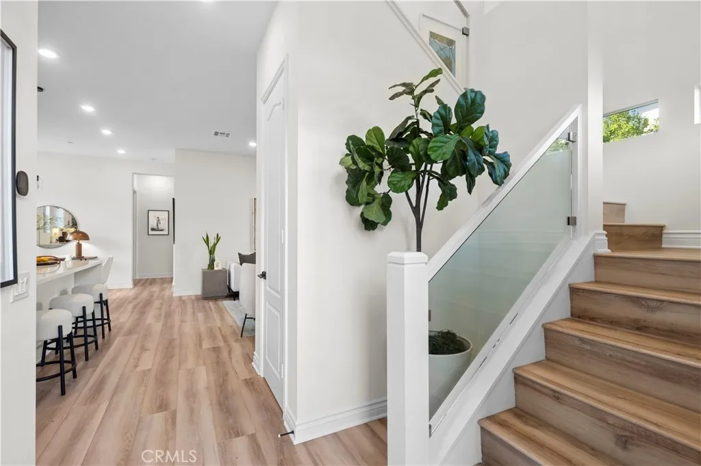 Additional image 33 of 120 Frame, Irvine, CA 92618