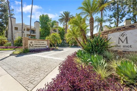 21500 Burbank Blvd Unit 213, Woodland Hills, CA 91367 - MLS#: SR25035656