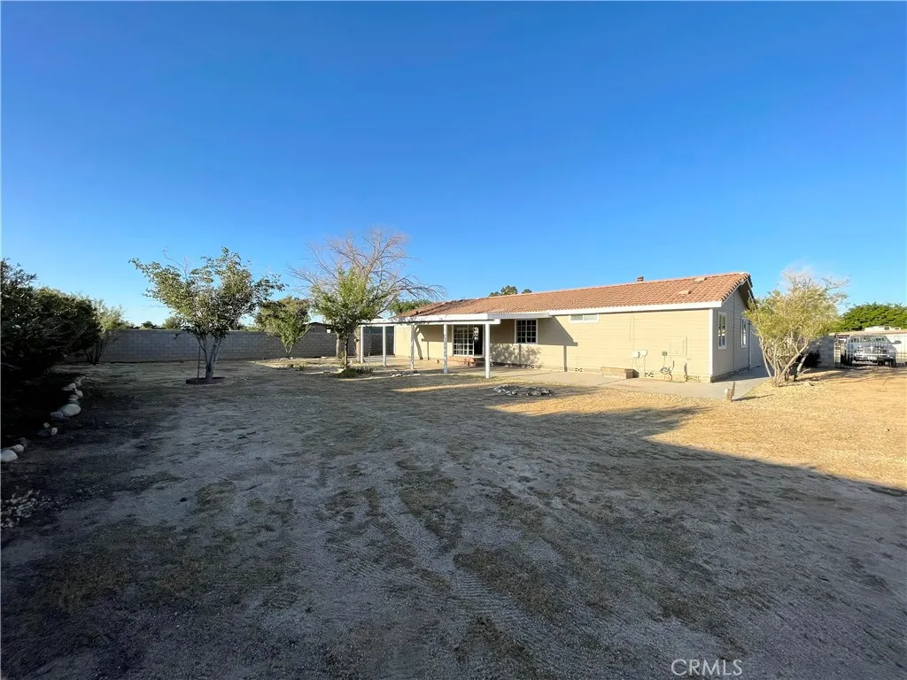 Additional image 17 of 12546 Navajo Rd, Apple Valley, CA 92308