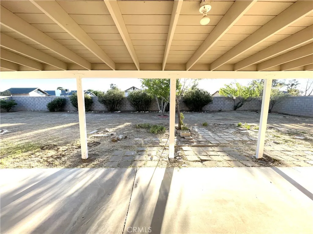 Additional image 40 of 12546 Navajo Rd, Apple Valley, CA 92308