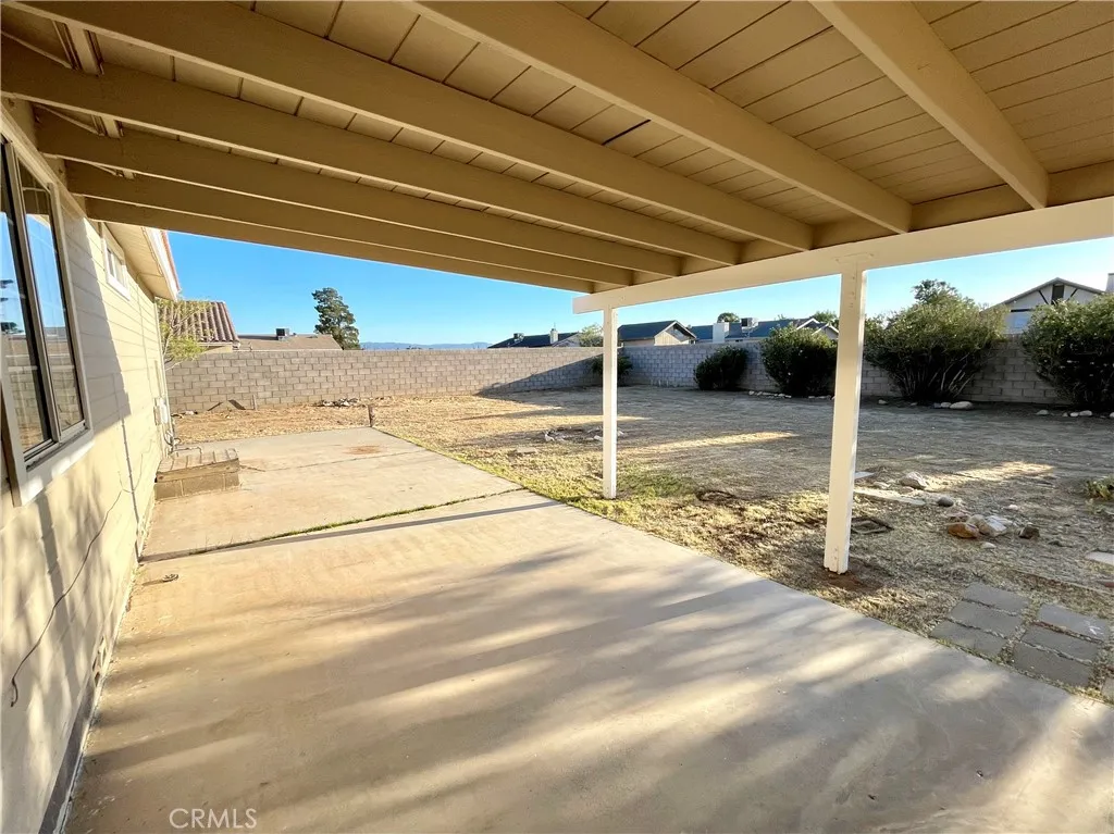 Additional image 39 of 12546 Navajo Rd, Apple Valley, CA 92308