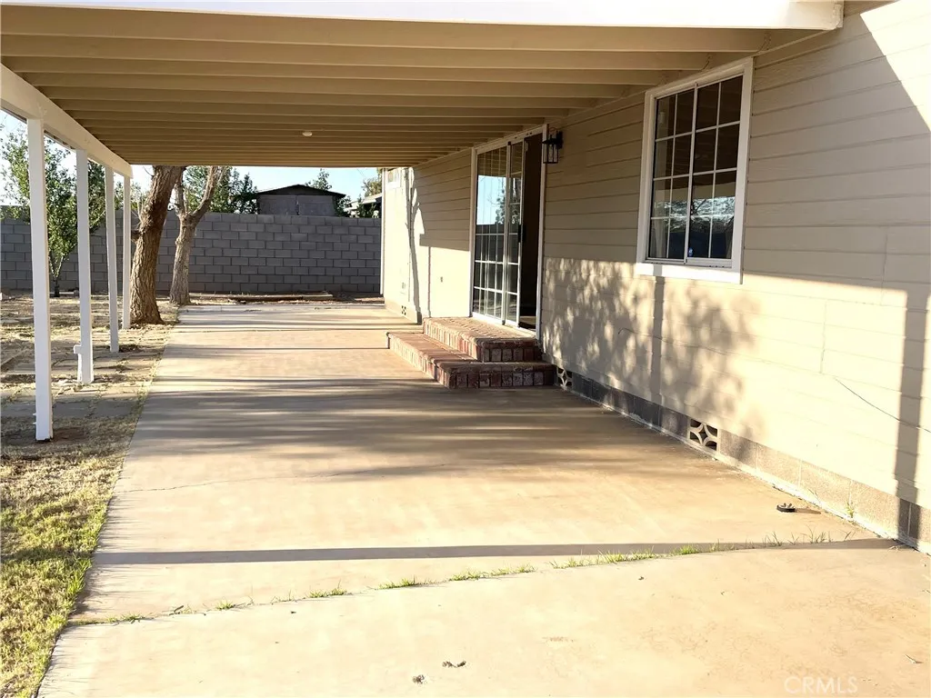 Additional image 38 of 12546 Navajo Rd, Apple Valley, CA 92308