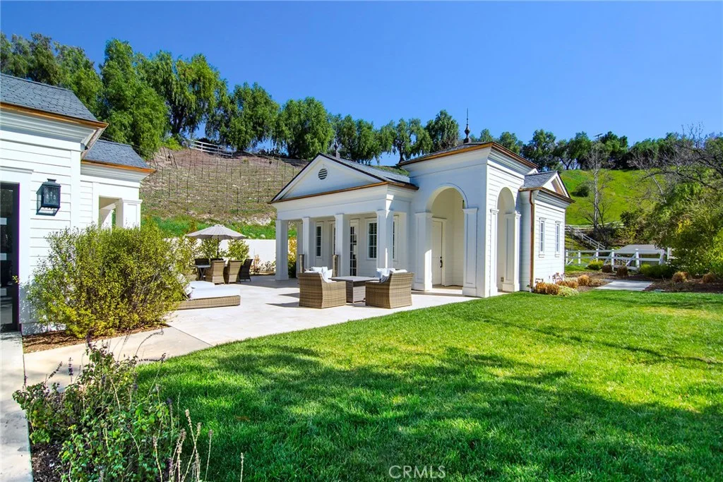 5546 Jed Smith Road, Hidden Hills, CA 91302