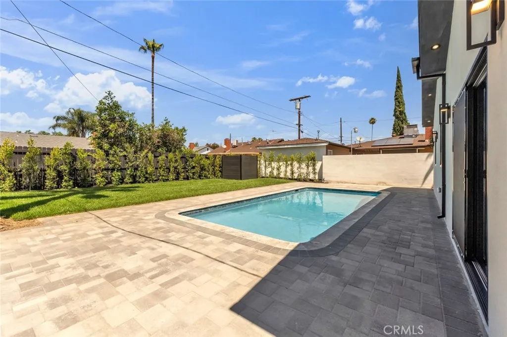 Additional image 43 of 7115 Matilija Avenue, Van Nuys, CA 91405