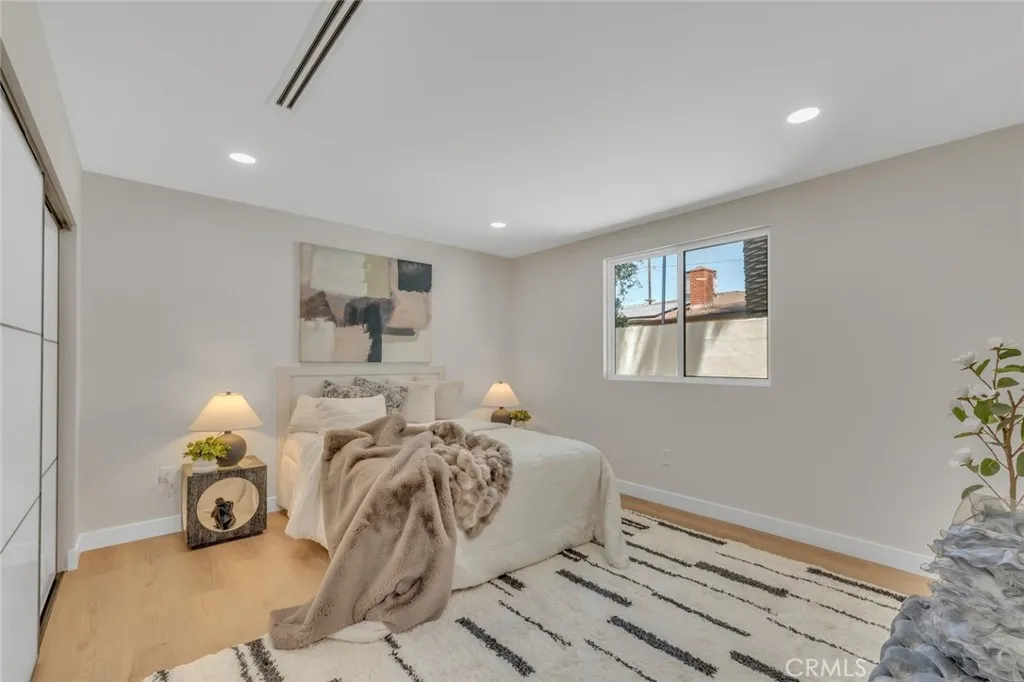 Additional image 90 of 7115 Matilija Avenue, Van Nuys, CA 91405