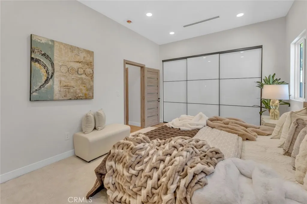 Additional image 94 of 7115 Matilija Avenue, Van Nuys, CA 91405