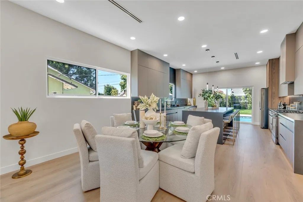 Additional image 17 of 7115 Matilija Avenue, Van Nuys, CA 91405
