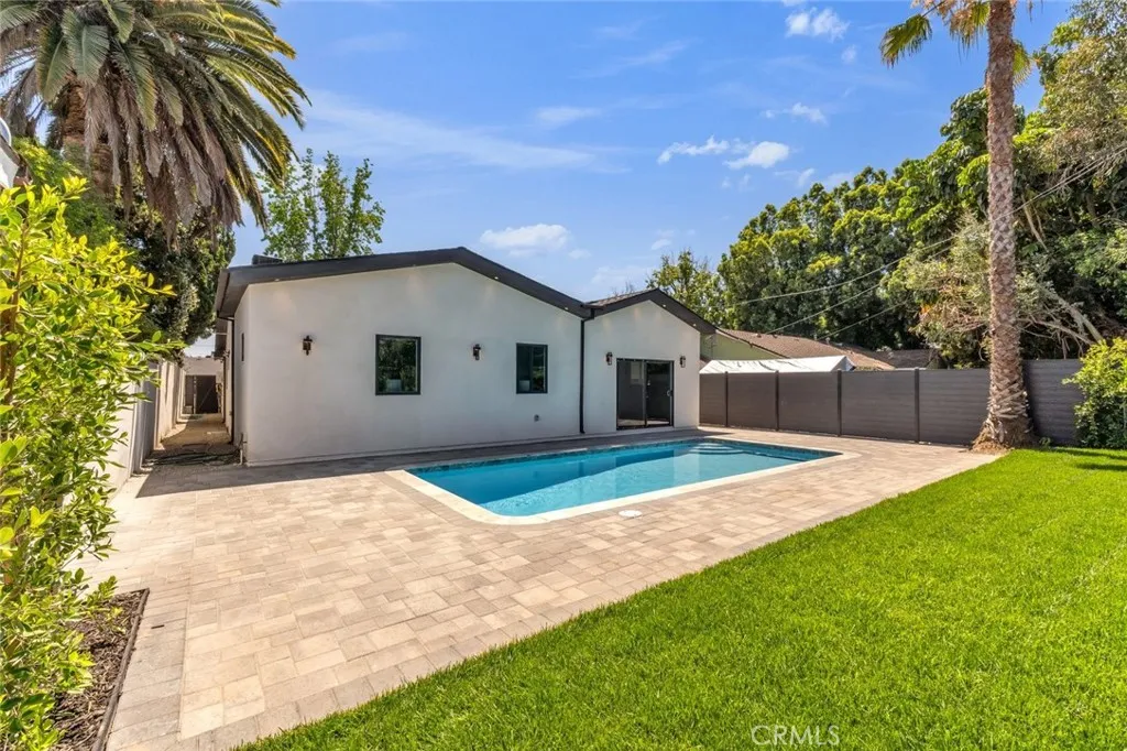 Additional image 104 of 7115 Matilija Avenue, Van Nuys, CA 91405