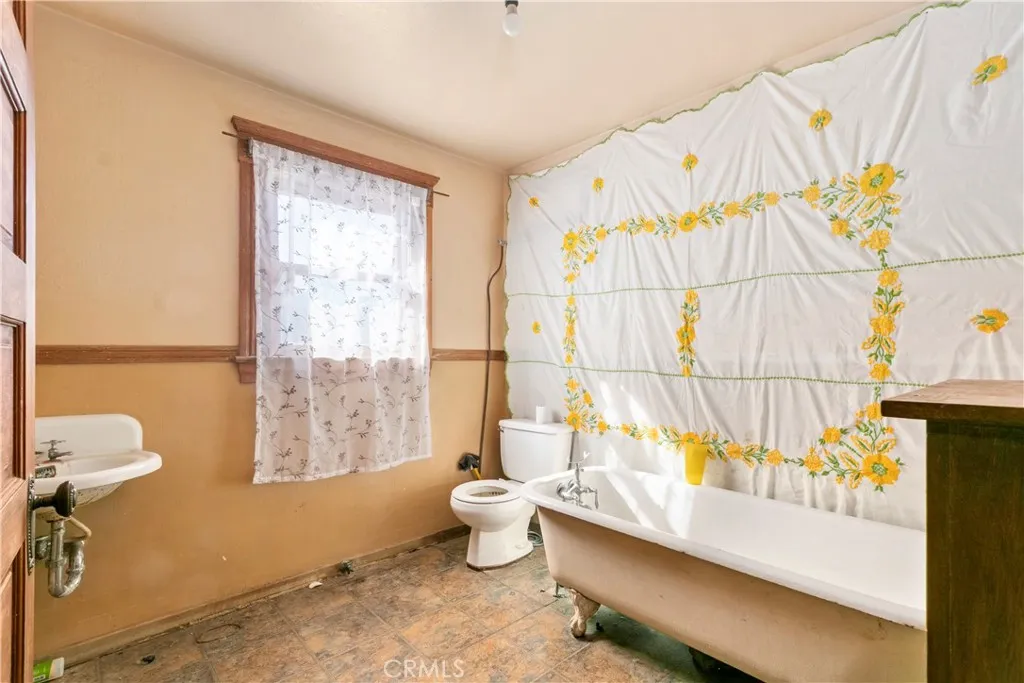Additional image 63 of 3893 Pine Street, Riverside, CA 92501