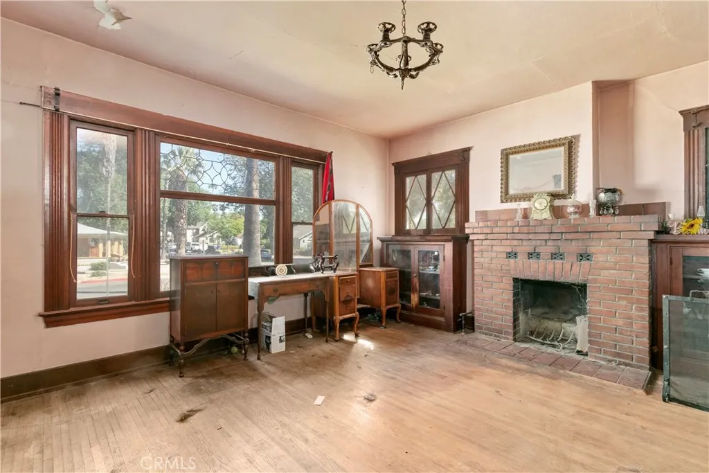 Additional image 52 of 3893 Pine Street, Riverside, CA 92501