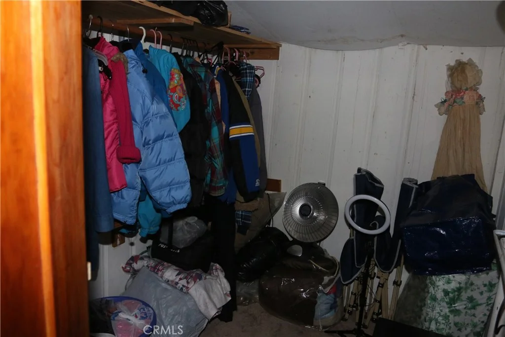 801 Edgemoor Rd, Big Bear Lake, CA 92315