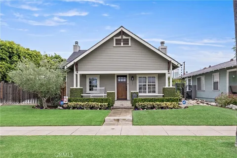 917 N Dalton Avenue, Azusa, CA 91702 - MLS#: CV25079565