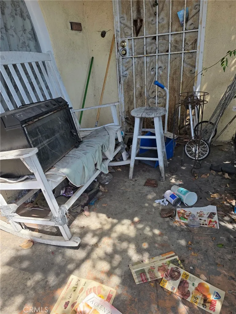 Additional image 11 of 671 S Hillview Ave, Los Angeles, CA 90022