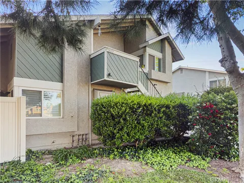 2612 W Northwood Unit 40, Santa Ana, CA MLS: OC25076944