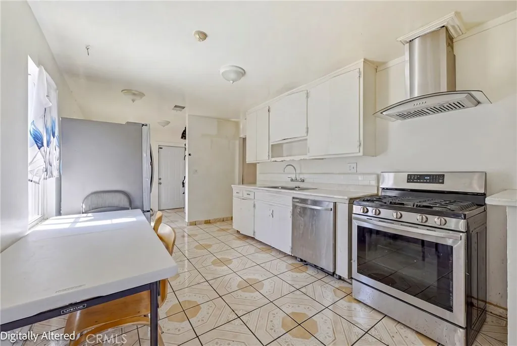Additional image 66 of 1054 W 24th St, Merced, CA 95340