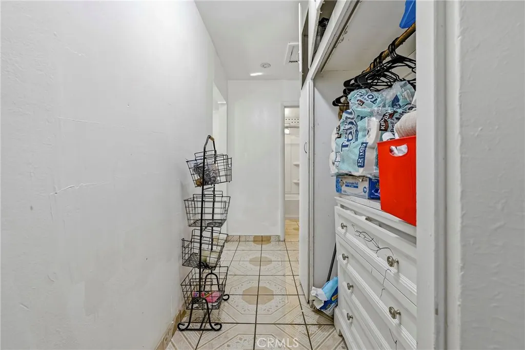 Additional image 17 of 1054 W 24th St, Merced, CA 95340