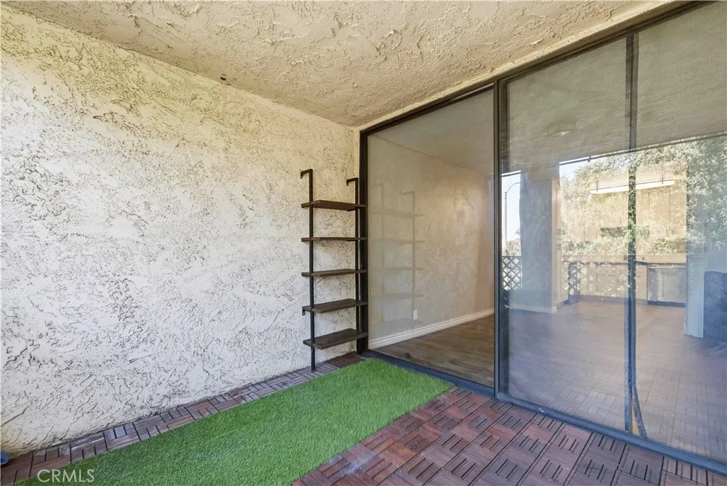 Additional image 58 of 125 N Allen Avenue Unit 213, Pasadena, CA 91106