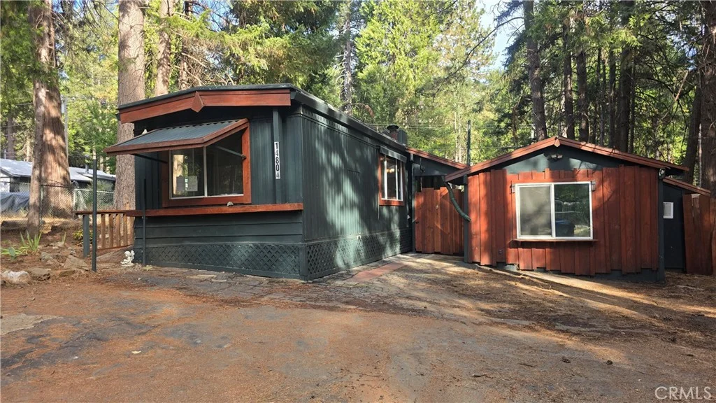 14804 Del Oro Dr, Magalia, CA 95954