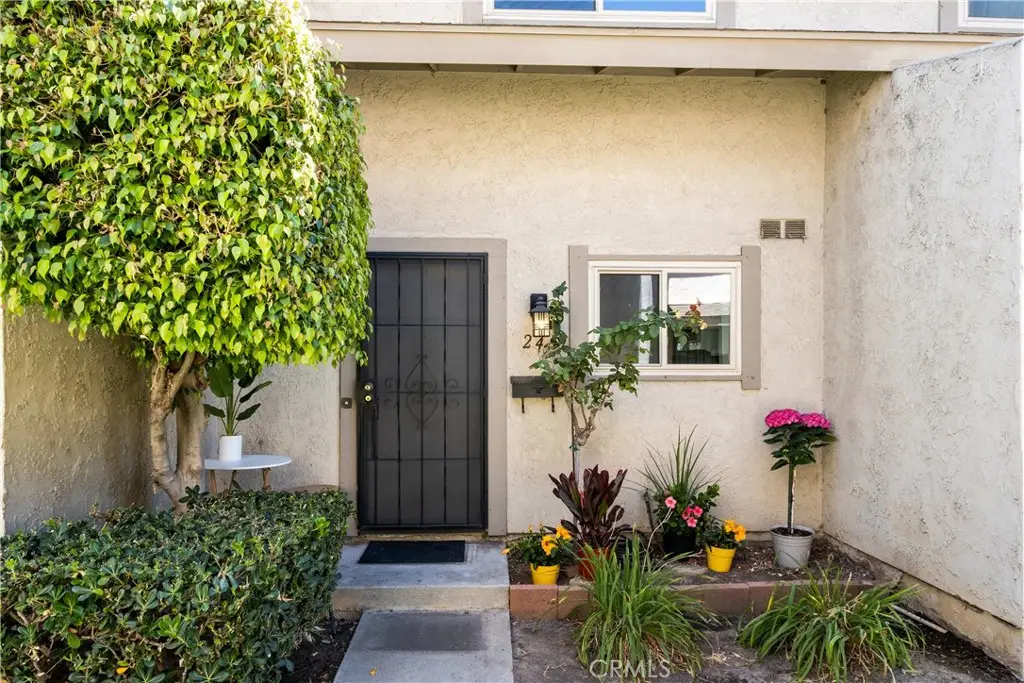 245 Sheffield Street Unit 67, Placentia, CA 92870
