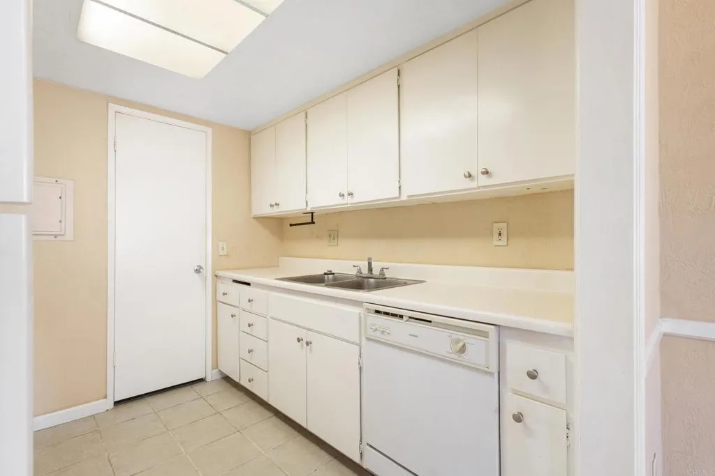 Additional image 26 of 625 R Avenue Unit 26, National City, CA 91950