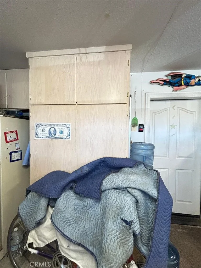 10928 Lantry Lane, Oak Hills, CA 92344
