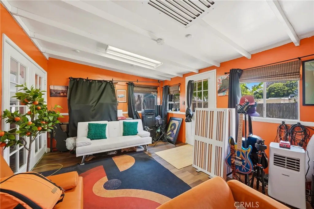 Additional image 21 of 80 W Arbor St, Long Beach, CA 90805