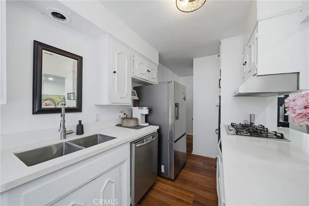 Additional image 32 of 80 W Arbor St, Long Beach, CA 90805