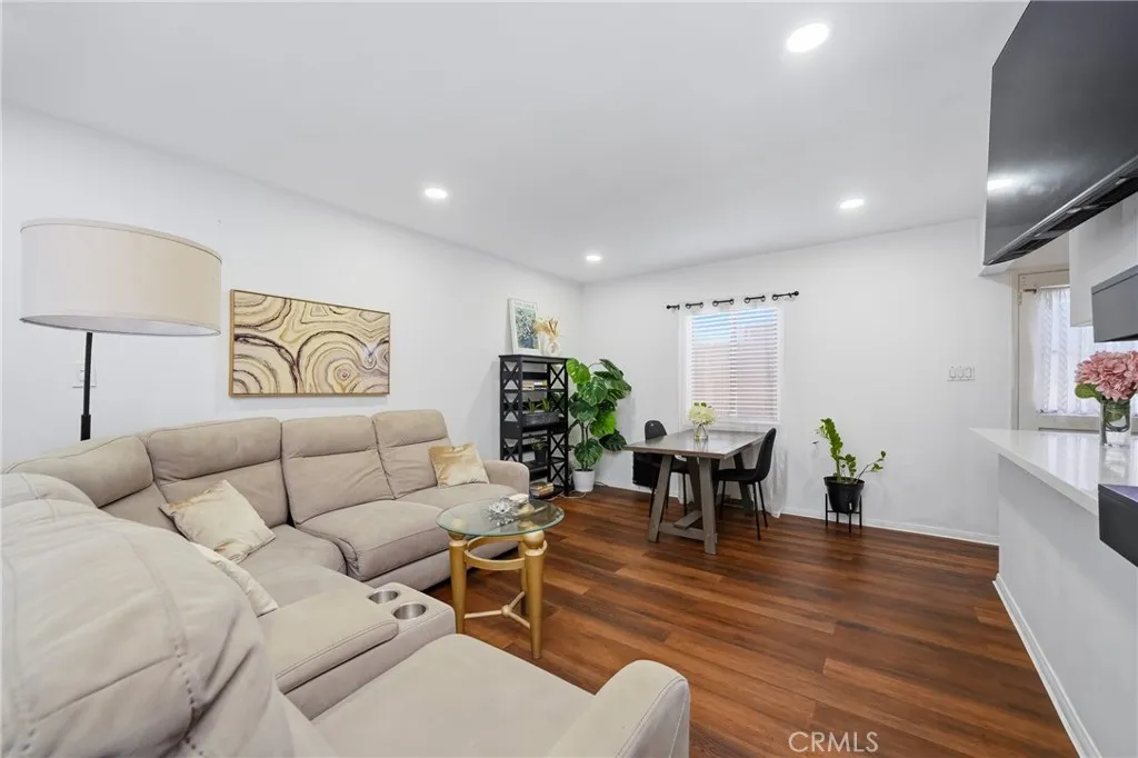 Additional image 8 of 80 W Arbor St, Long Beach, CA 90805