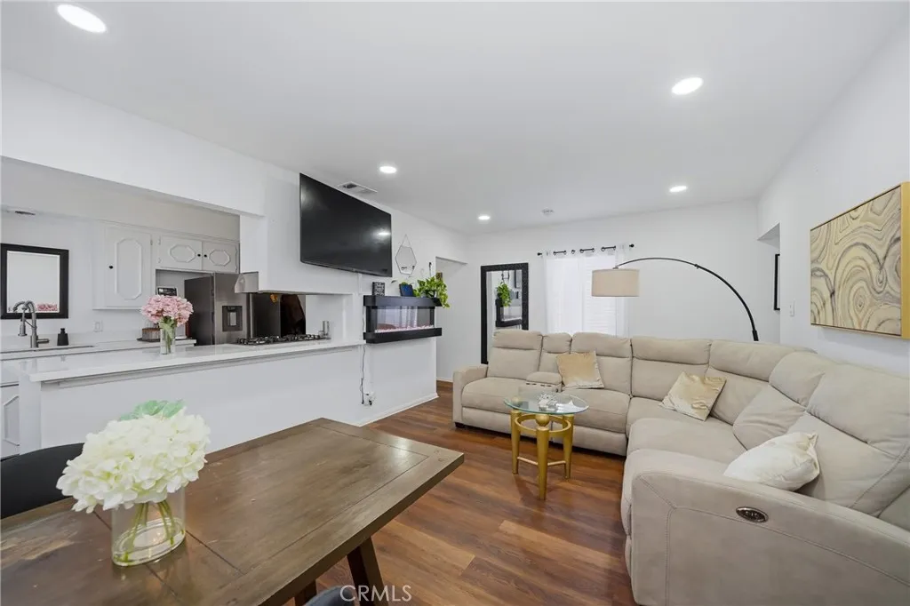 Additional image 34 of 80 W Arbor St, Long Beach, CA 90805