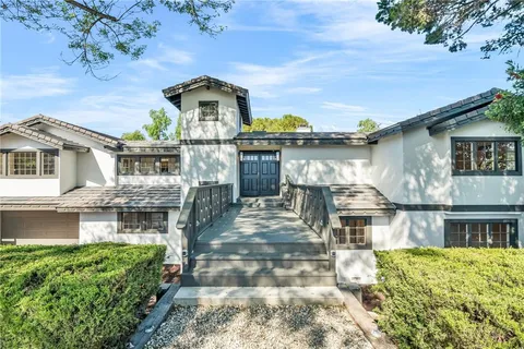 27215 Sunnyridge Road, Palos Verdes Peninsula, CA MLS: SB25044644