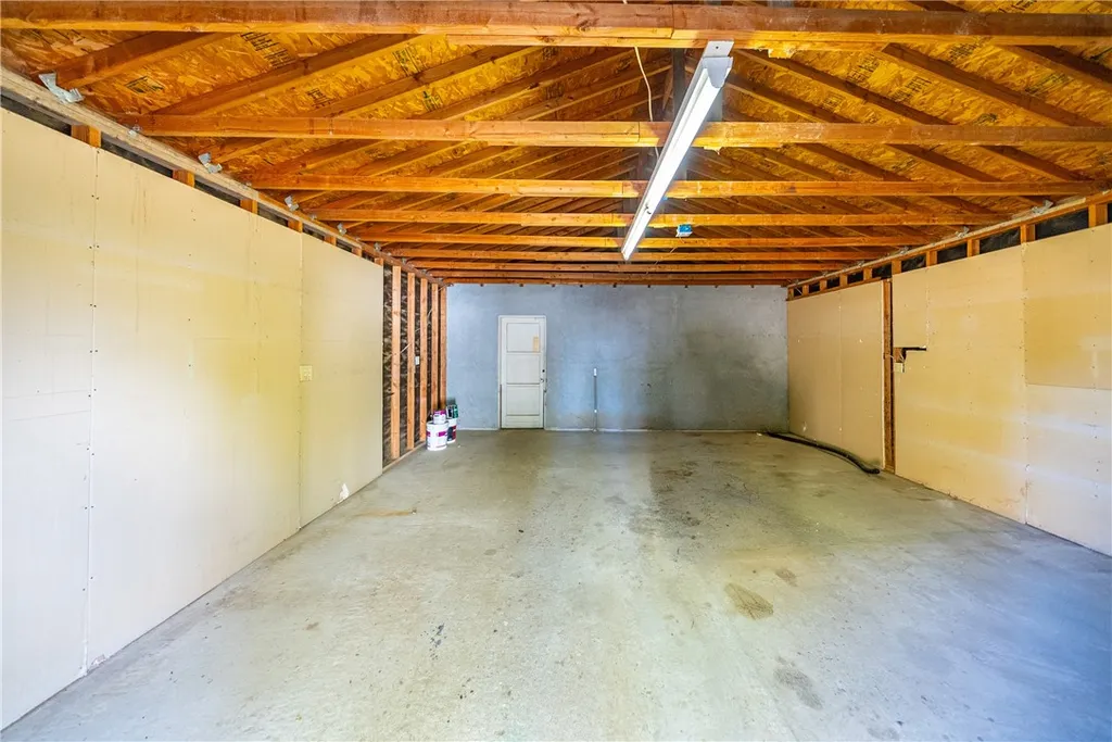 Additional image 31 of 946 Cedar Street, Corona, CA 92879