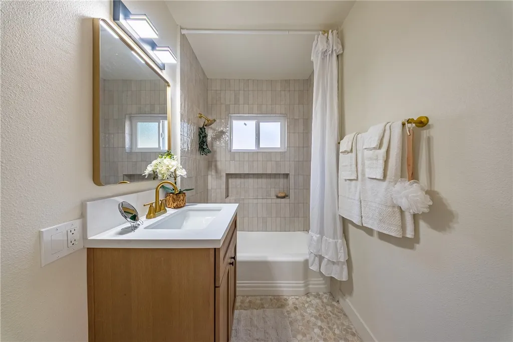 Additional image 19 of 946 Cedar Street, Corona, CA 92879