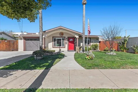 1374 Melody Lane, El Cajon, CA MLS: NDP2501798