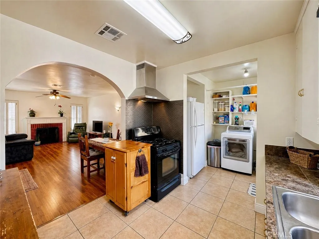 Additional image 27 of 756 E Columbia Avenue, Pomona, CA 91767