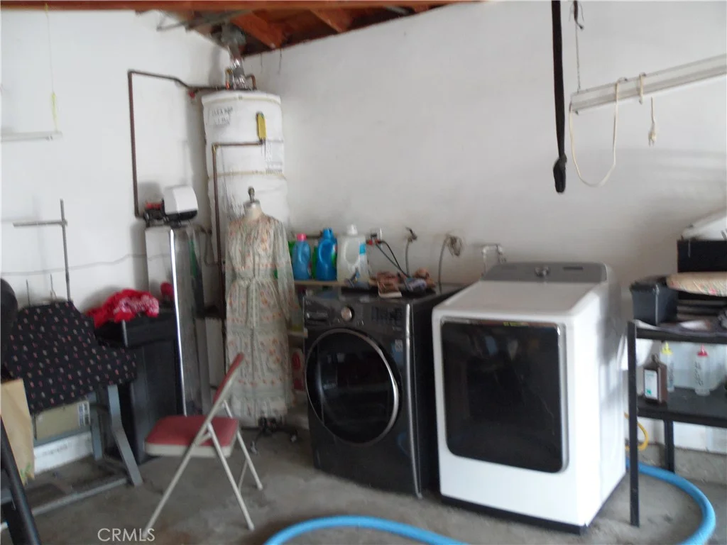 9384 Kempster Avenue, Fontana, CA 92335