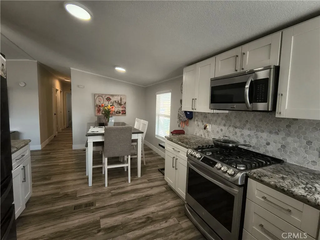 Additional image 109 of 20401 Soledad Canyon Road Unit 223, Canyon Country, CA 91351