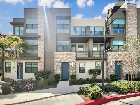 11032 Momentum Drive, Rancho Cucamonga, CA MLS: IV25071749