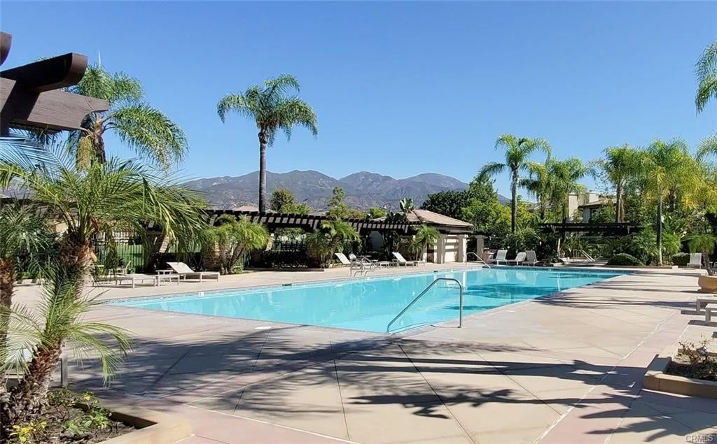 252 Knoll Lake Lk, Mission Viejo, CA 92692