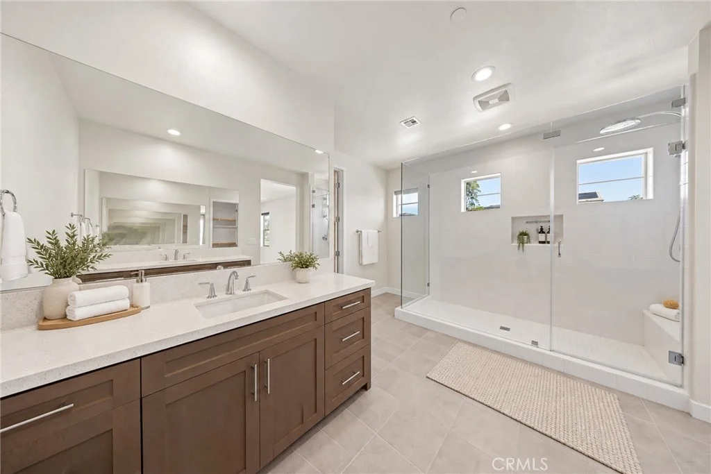 370 Brackens, Lake Forest, CA 92630
