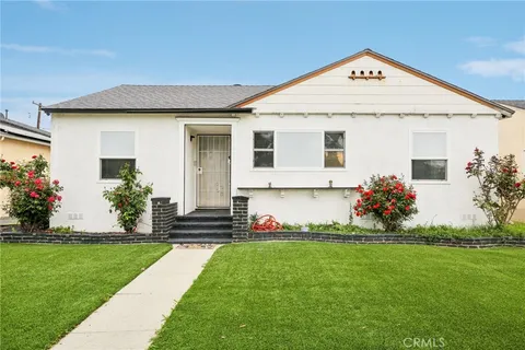3686 Palo Verde Avenue, Long Beach, CA MLS: SB25098257
