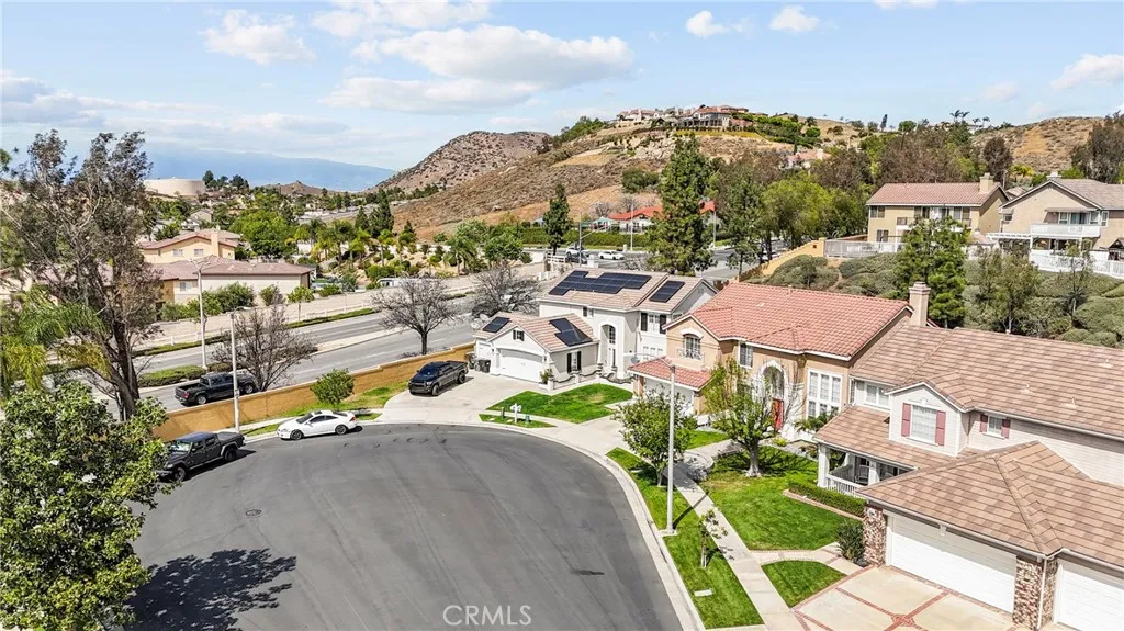 977 Montague, Corona, CA 92879