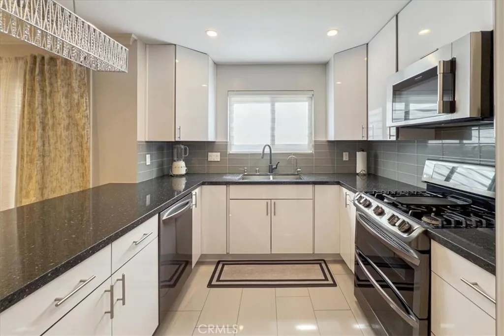 Additional image 6 of 1156 San Rafael Ave Unit 2, Glendale, CA 91202