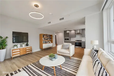 101 S Chapel Avenue Unit 207, Alhambra, CA MLS: WS25018385