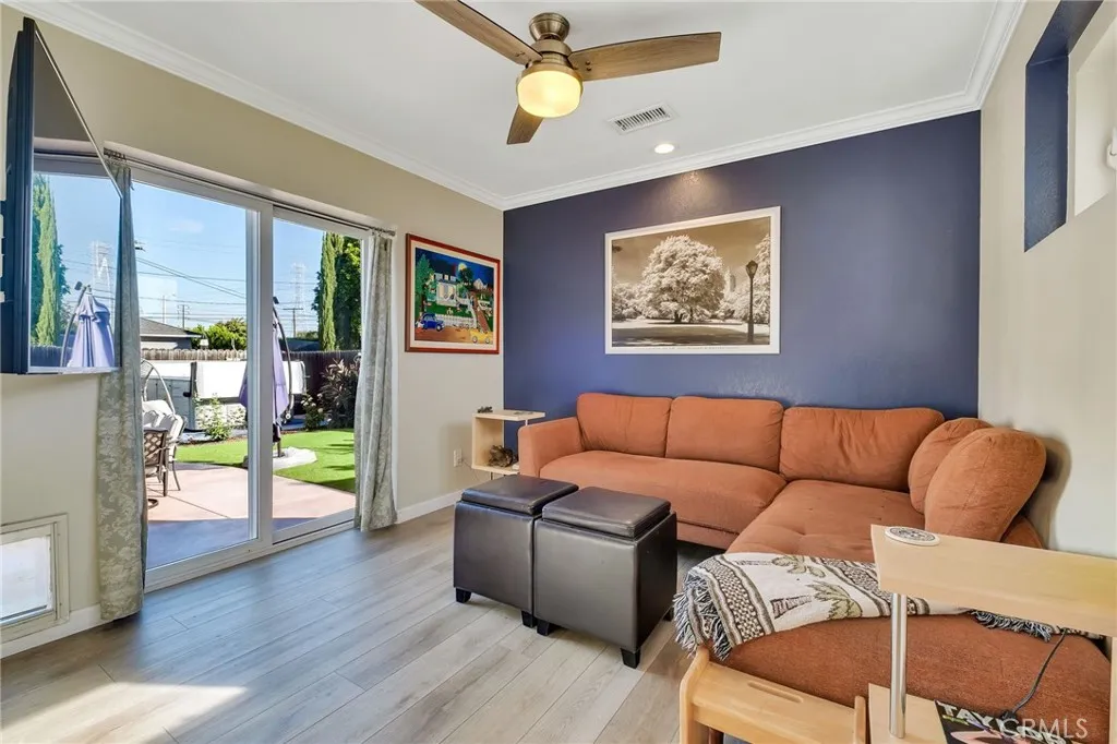 Additional image 77 of 6055 Chesteroark Dr, Lakewood, CA 90713