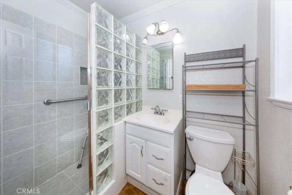 Additional image 13 of 23000 Lull Street, Canoga Park, CA 91304