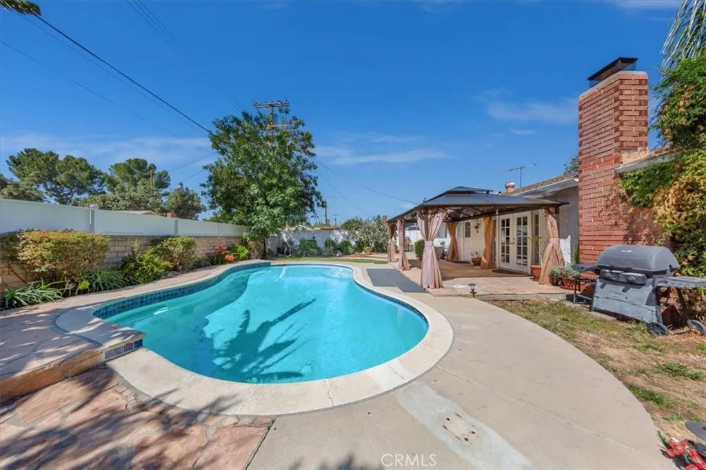 Additional image 19 of 23000 Lull Street, Canoga Park, CA 91304