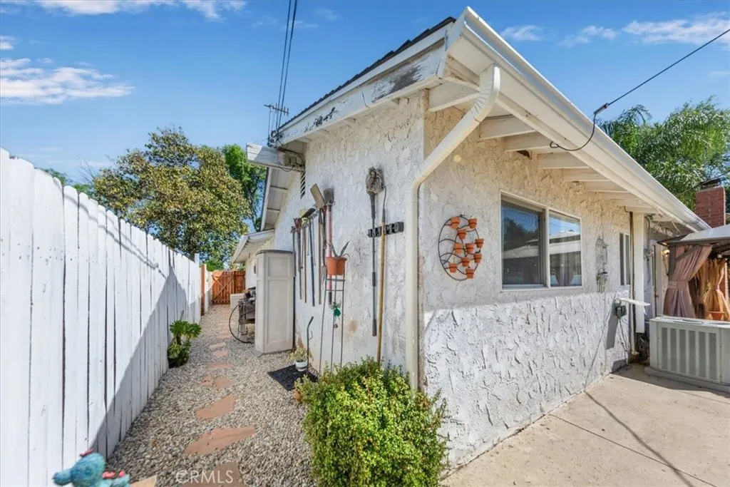 Additional image 35 of 23000 Lull Street, Canoga Park, CA 91304