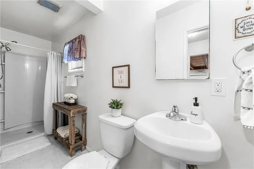 Additional image 57 of 6330 Knight Avenue, Long Beach, CA 90805