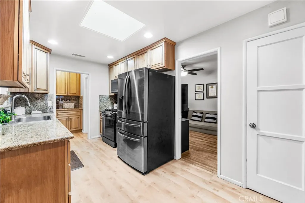 Additional image 6 of 6330 Knight Avenue, Long Beach, CA 90805