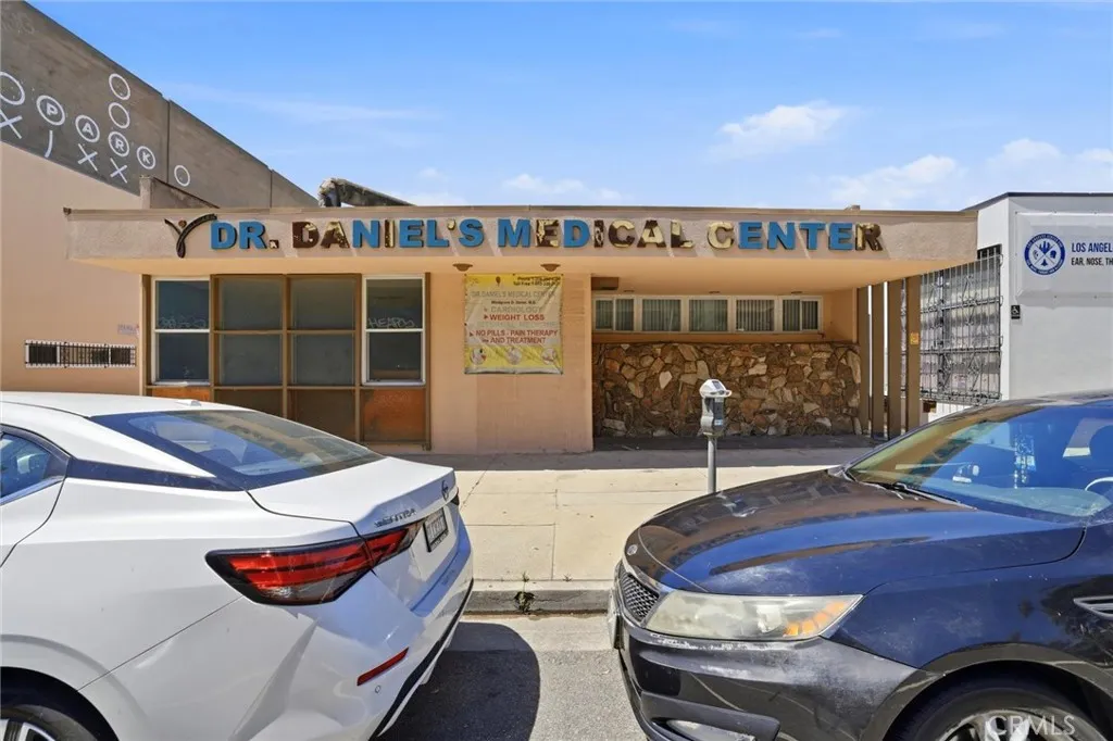 Additional image 57 of 105 S Locust Street, Inglewood, CA 90301